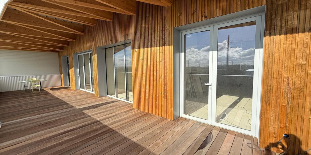 local industriel à BASSENS (33530)